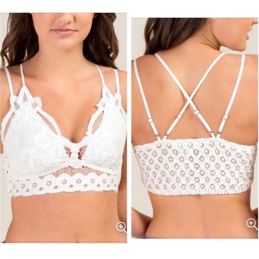 Francesca’s Dina Be Ivory Lace Bralette Size XS